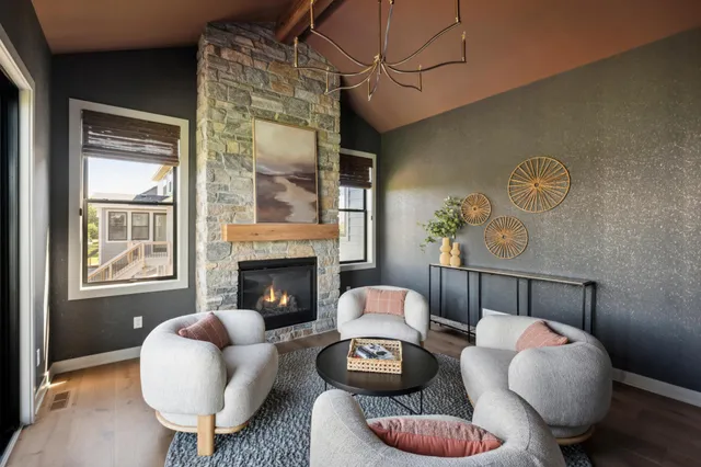 $1,965,000 | 6310 Poplar Lane, Hamel, MN 55340