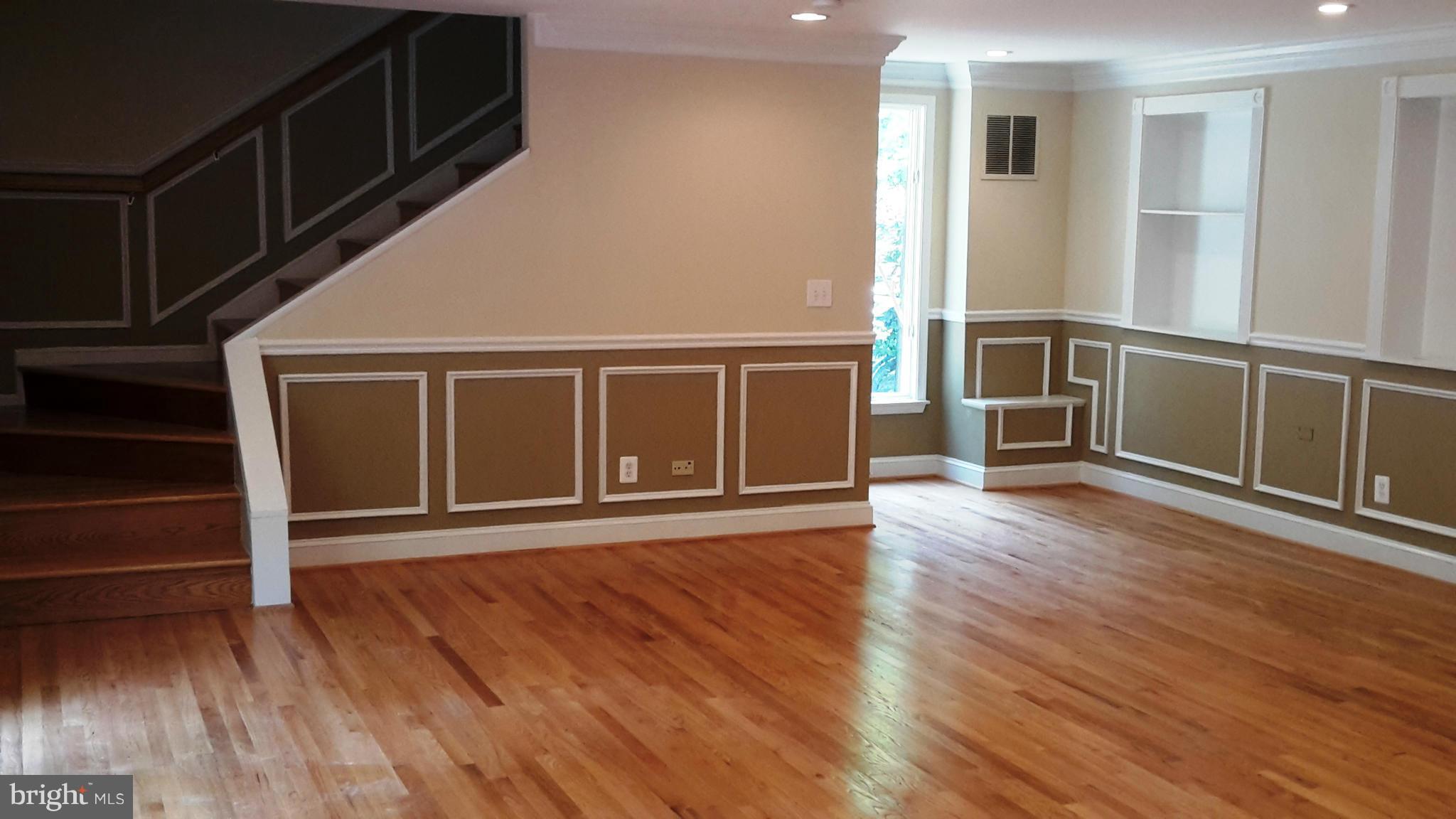 7229 Barry Road Alexandria, VA 22315 - Photo 11 of 30 Family Room