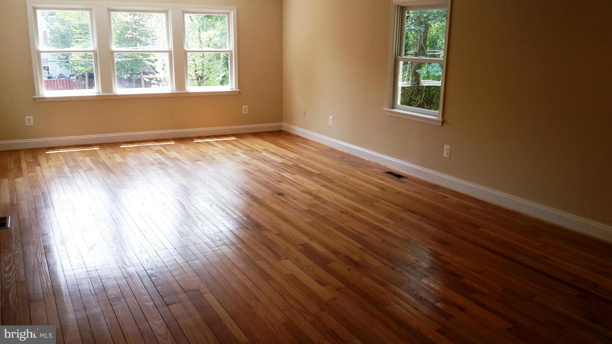 7229 Barry Road Alexandria, VA 22315 - Photo 14 of 30 Bedroom (Master)