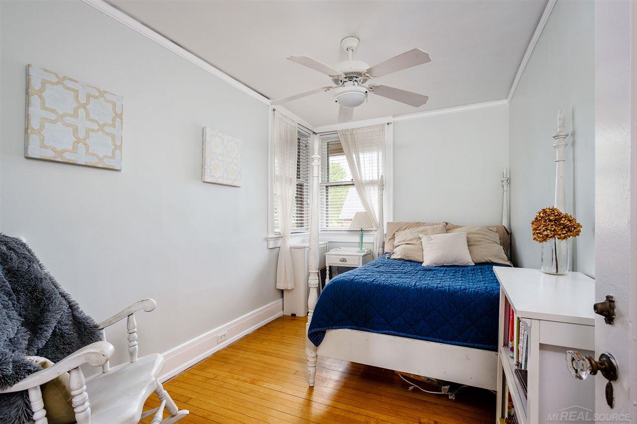 1050 Yorkshire Road Grosse Pointe, MI 48230 - Photo 45 of 85 50012855-44.JPG