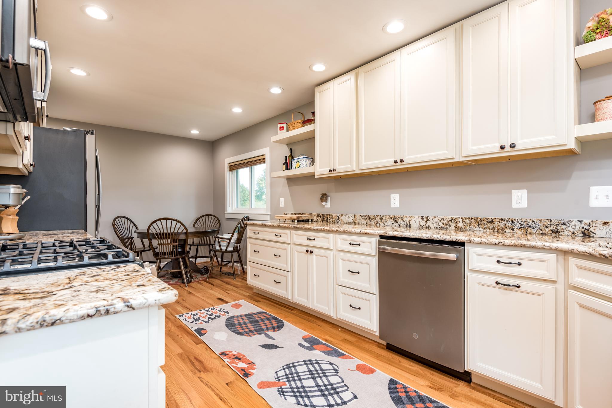 339 Dover Road Warrenton, VA 20186 - Photo 11 of 36 Gallery Image 11