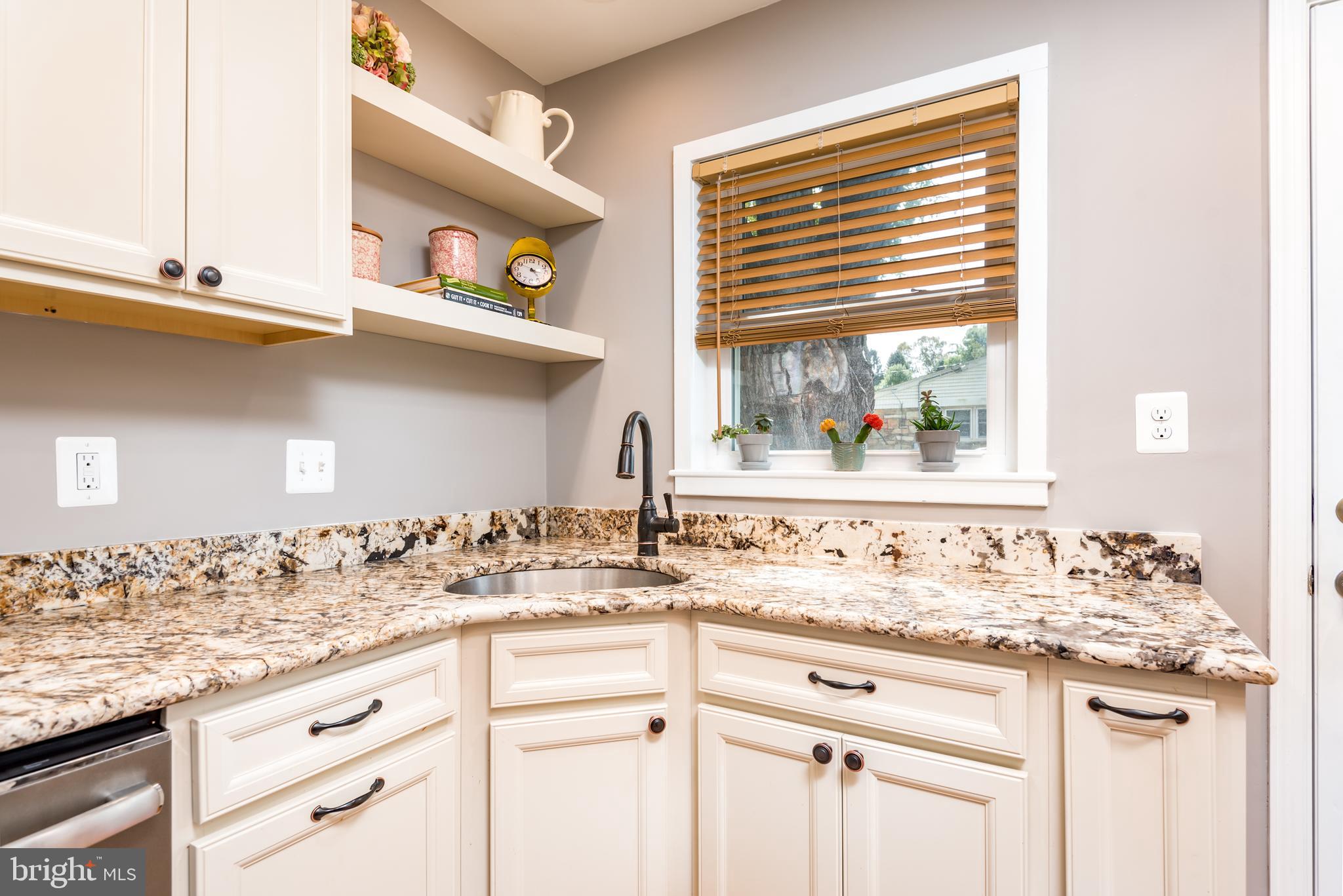 339 Dover Road Warrenton, VA 20186 - Photo 15 of 36 Gallery Image 15