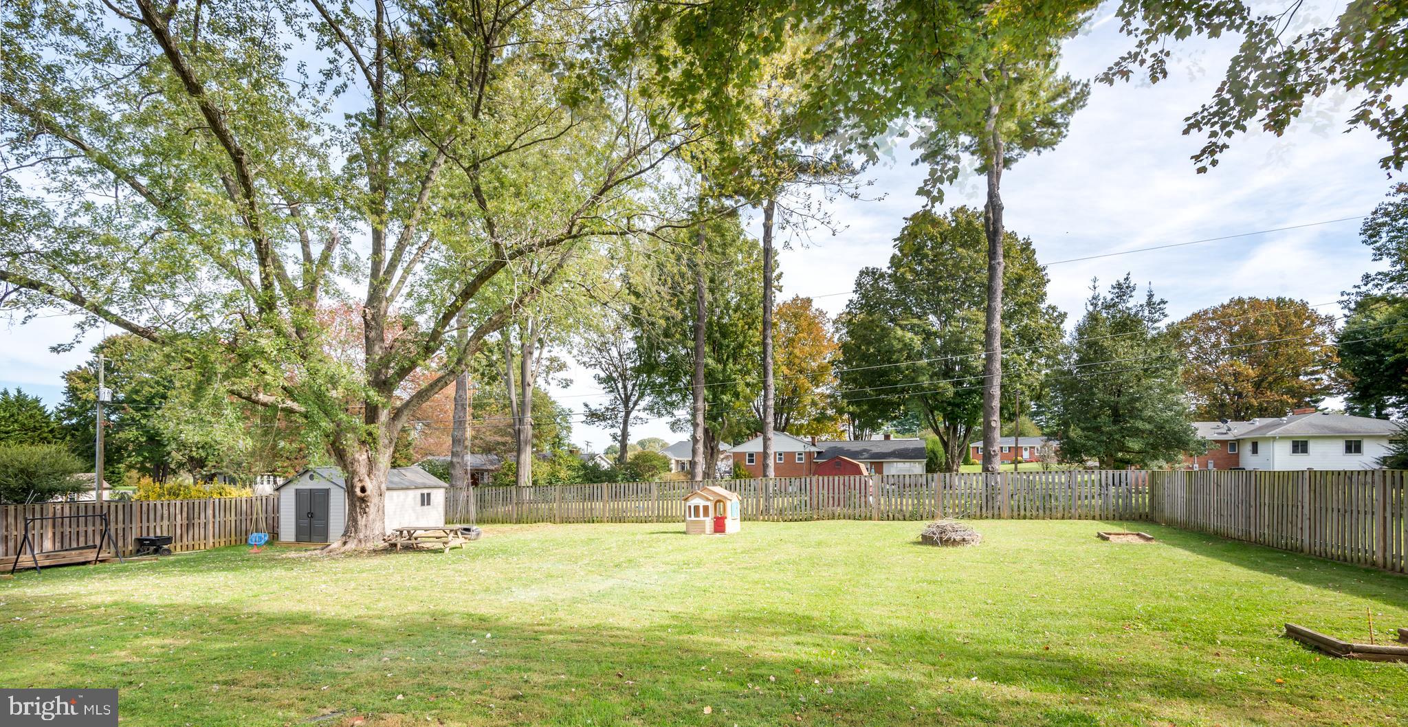 339 Dover Road Warrenton, VA 20186 - Photo 32 of 36 Gallery Image 32