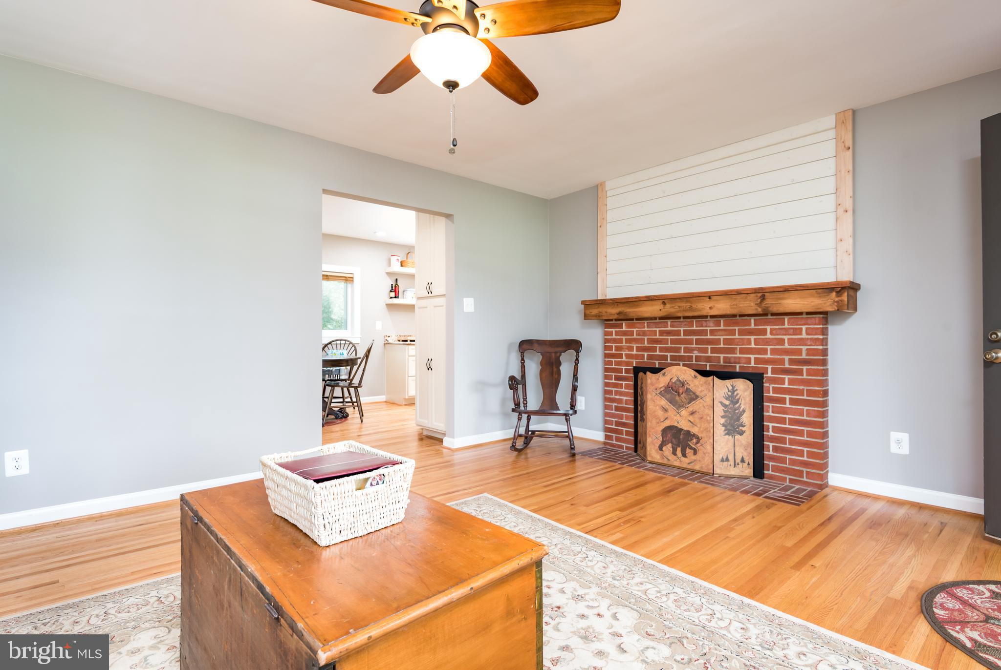 339 Dover Road Warrenton, VA 20186 - Photo 8 of 36 Gallery Image 8