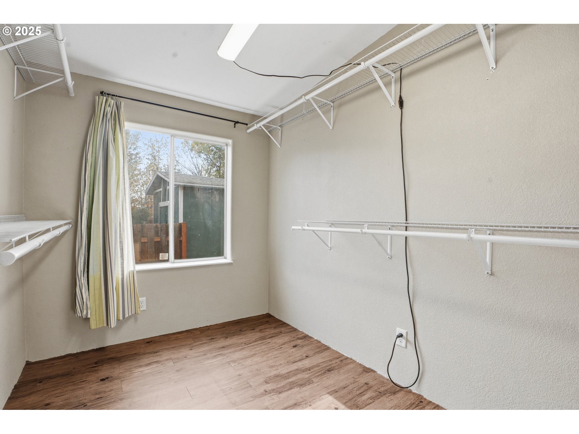208 West Heintz Street, Unit 2 Molalla, OR 97038 - Photo 16 of 25 a view interior of a house and an entryway