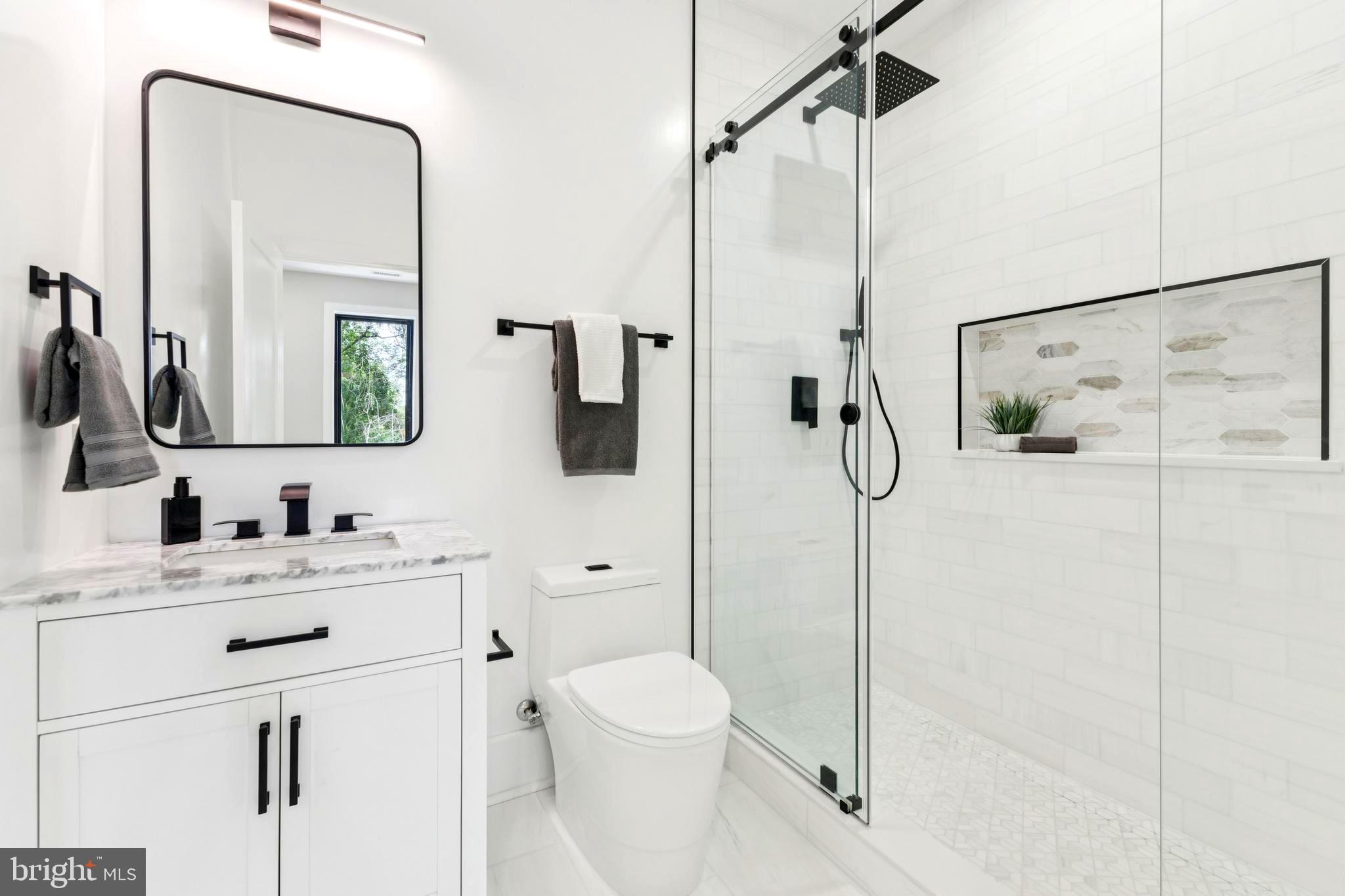 5005 Ravensworth Road Annandale, VA 22003 - Photo 33 of 51 2d Bath