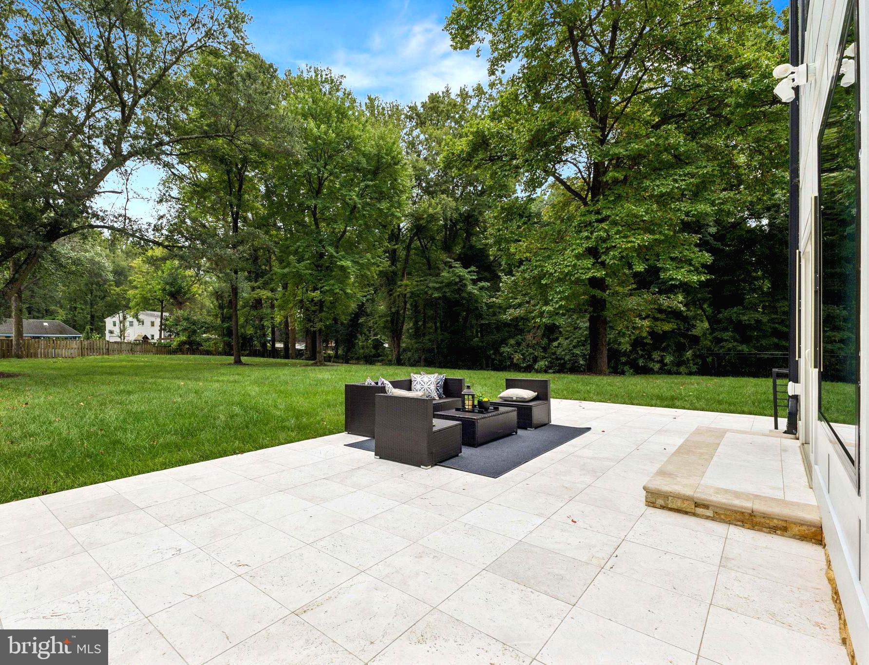 5005 Ravensworth Road Annandale, VA 22003 - Photo 50 of 51 Exterior Outside of Breakfast Nook