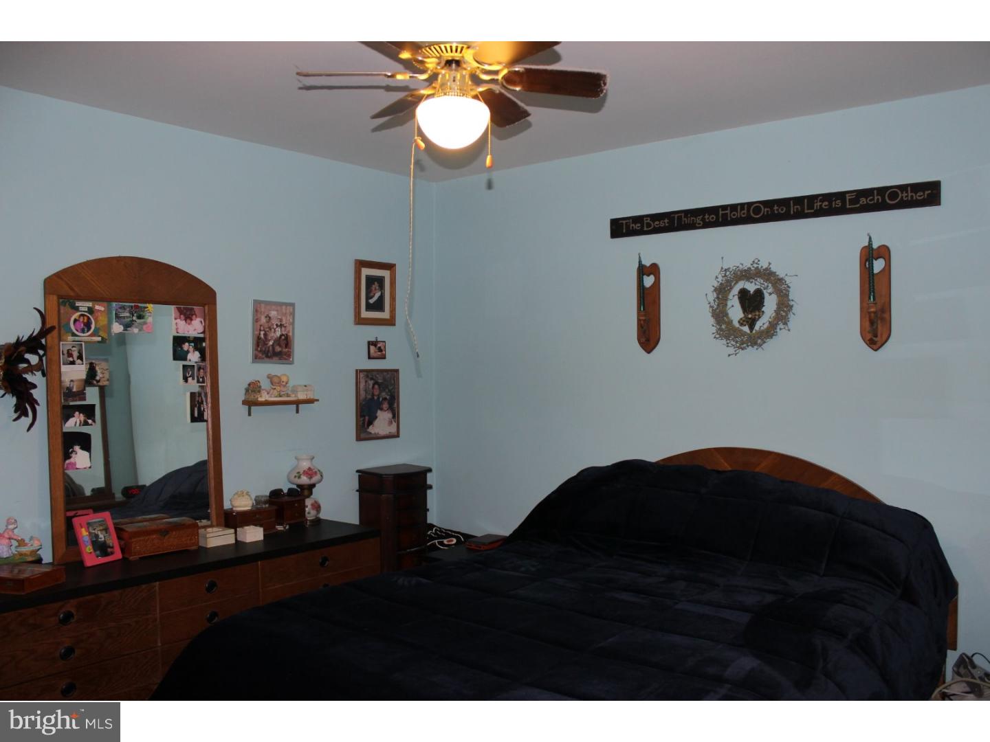 34 Illinois Road Pennsville, NJ 08070 - Photo 11 of 18 Bedroom - Main
