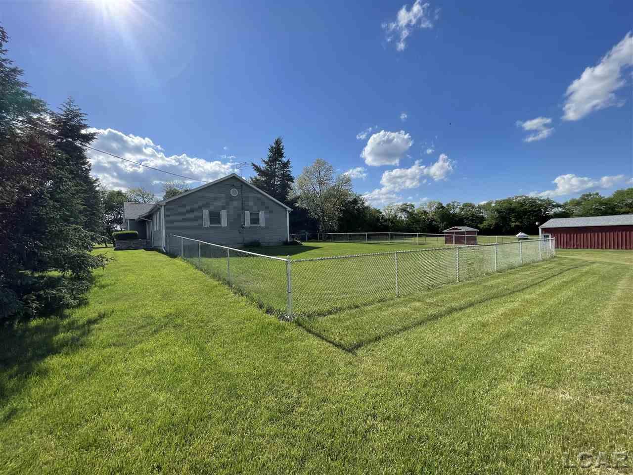 3512 Sutton Road Tecumseh, MI 49286 - Photo 5 of 67
