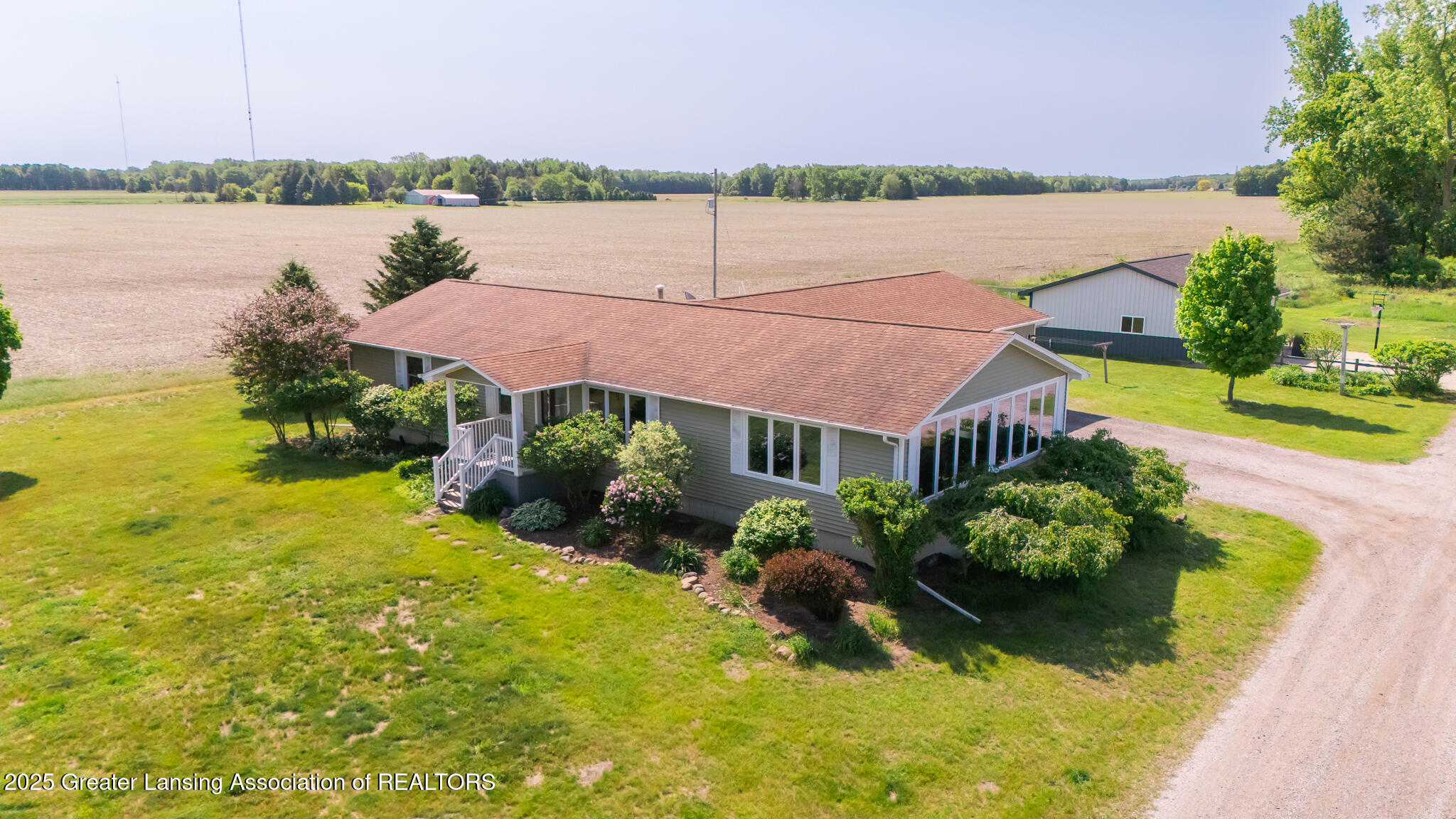 9271 West Burt Road Chesaning, MI 48616 - Photo 1 of 35 9271WBurt04