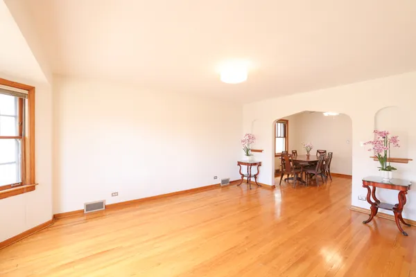 $379,000 | 4436 South Komensky Avenue, Chicago, IL 60632