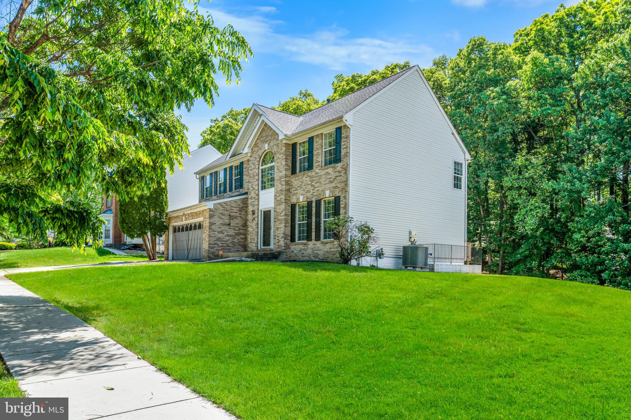 1407 Old Cannon Road Fort Washington, MD 20744 - Photo 3 of 48 Gallery Image 3