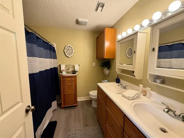 $108,500 | 418 Garland Drive, Unit 120, Lake Jackson, TX 77566