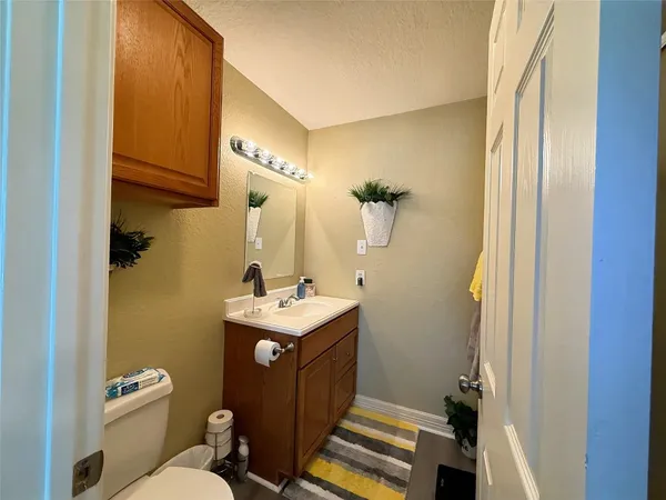 $108,500 | 418 Garland Drive, Unit 120, Lake Jackson, TX 77566