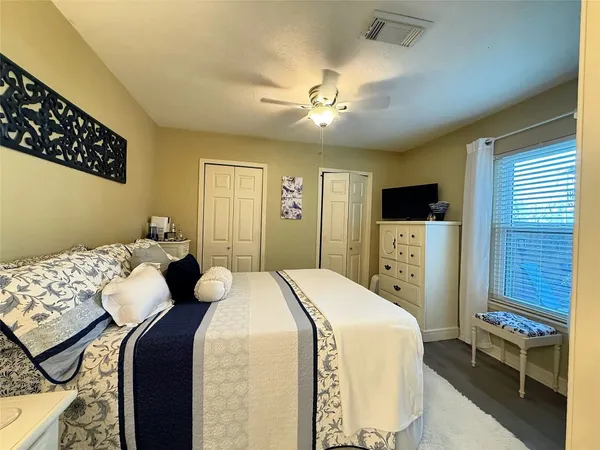 $108,500 | 418 Garland Drive, Unit 120, Lake Jackson, TX 77566