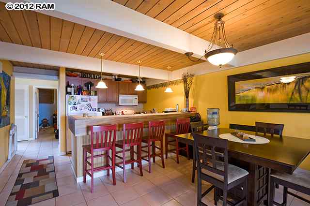 4521 Lower Honoapiilani Road, Unit 4B2 Lahaina, HI 96761 - Photo 3 of 15 Gallery Image 3