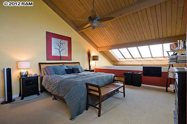 4521 Lower Honoapiilani Road, Unit 4B2 Lahaina, HI 96761 - Photo 5 of 15 Gallery Image 5