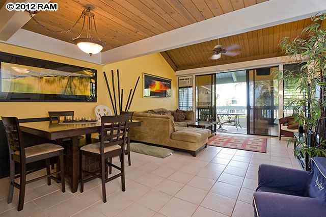 4521 Lower Honoapiilani Road, Unit 4B2 Lahaina, HI 96761 - Photo 8 of 15 Gallery Image 8