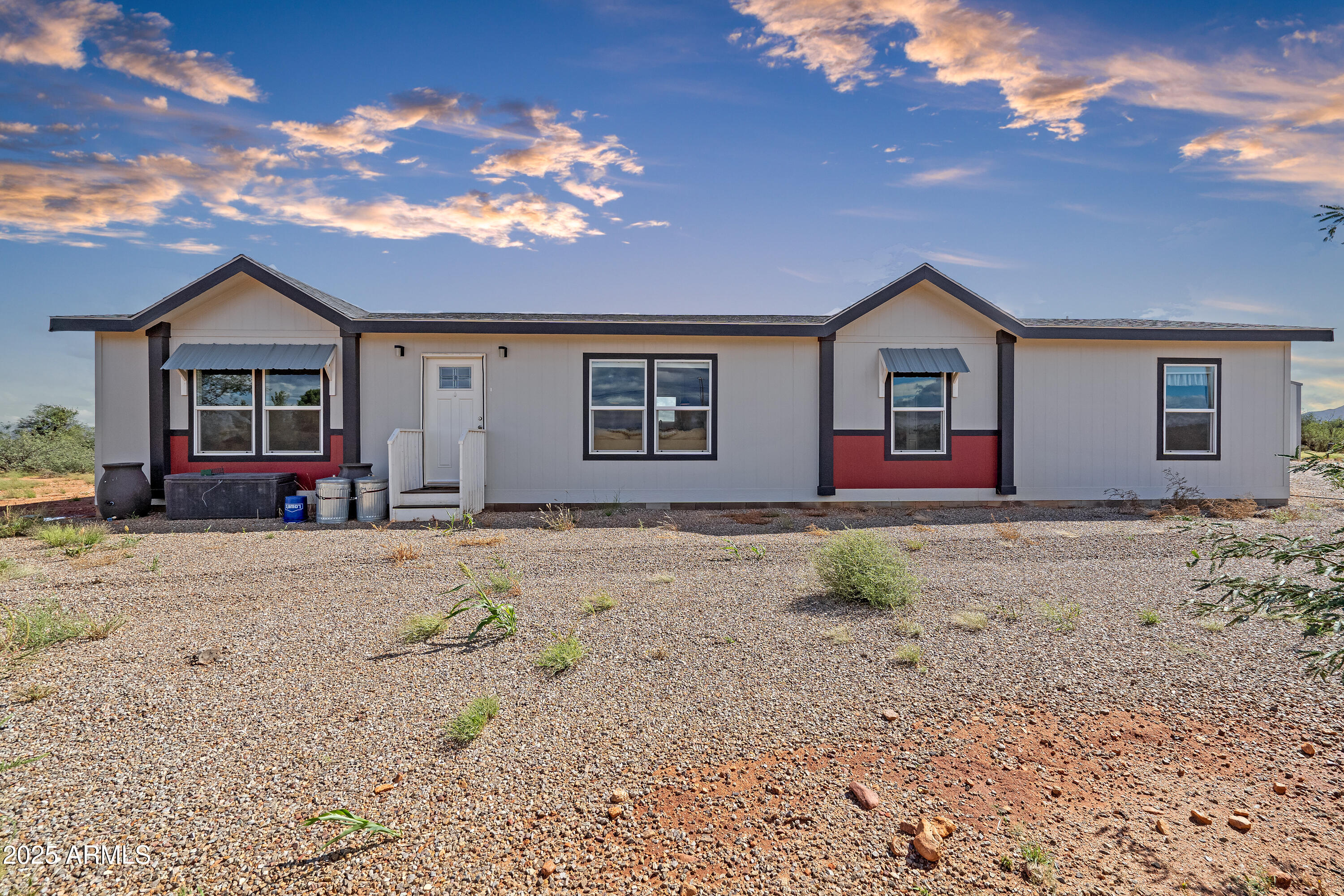 5627 South Ranch Road Hereford, AZ 85615 - Photo 1 of 44 0 Front Sunset-1