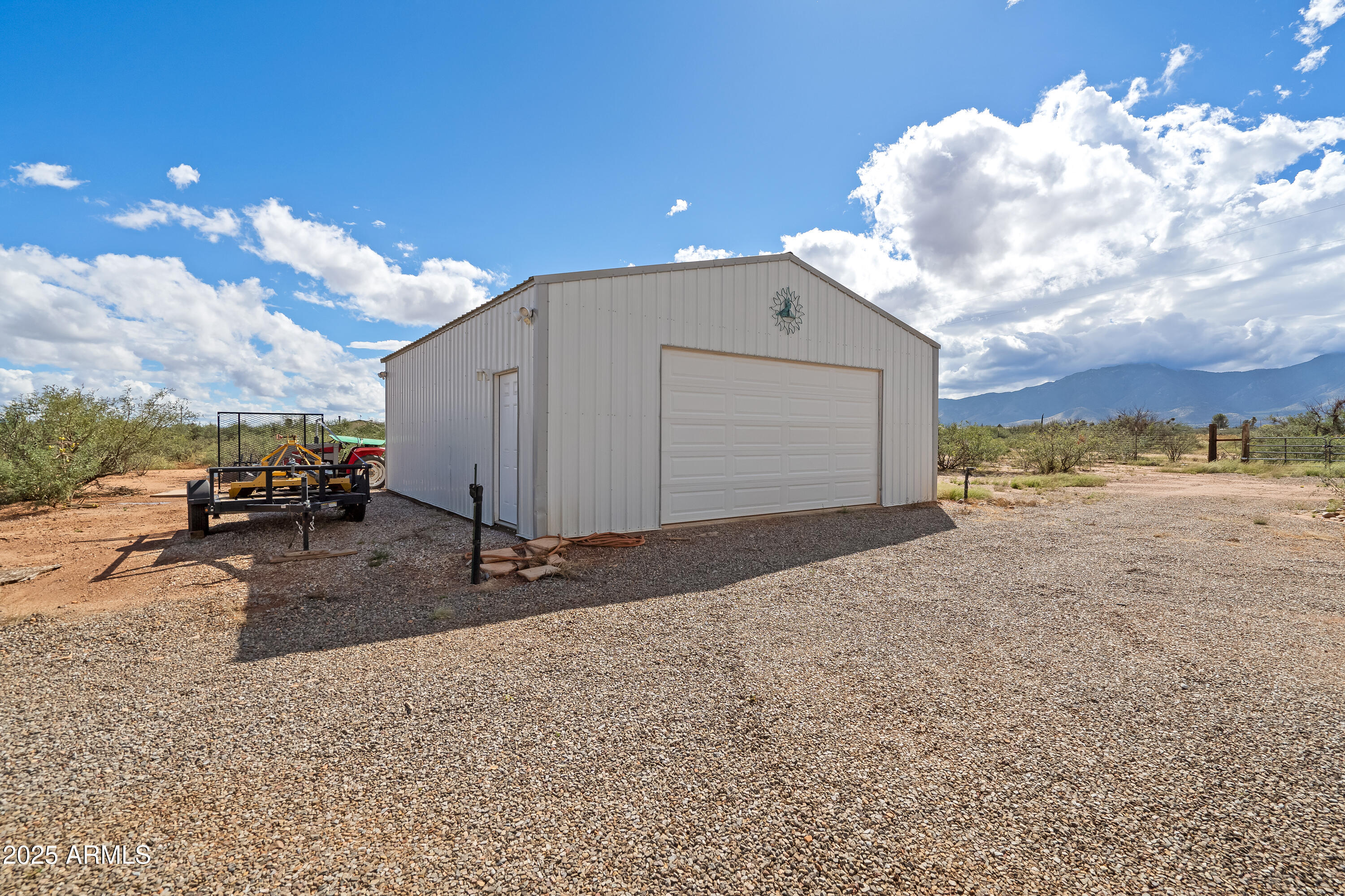 5627 South Ranch Road Hereford, AZ 85615 - Photo 26 of 44 3 Backyard-6