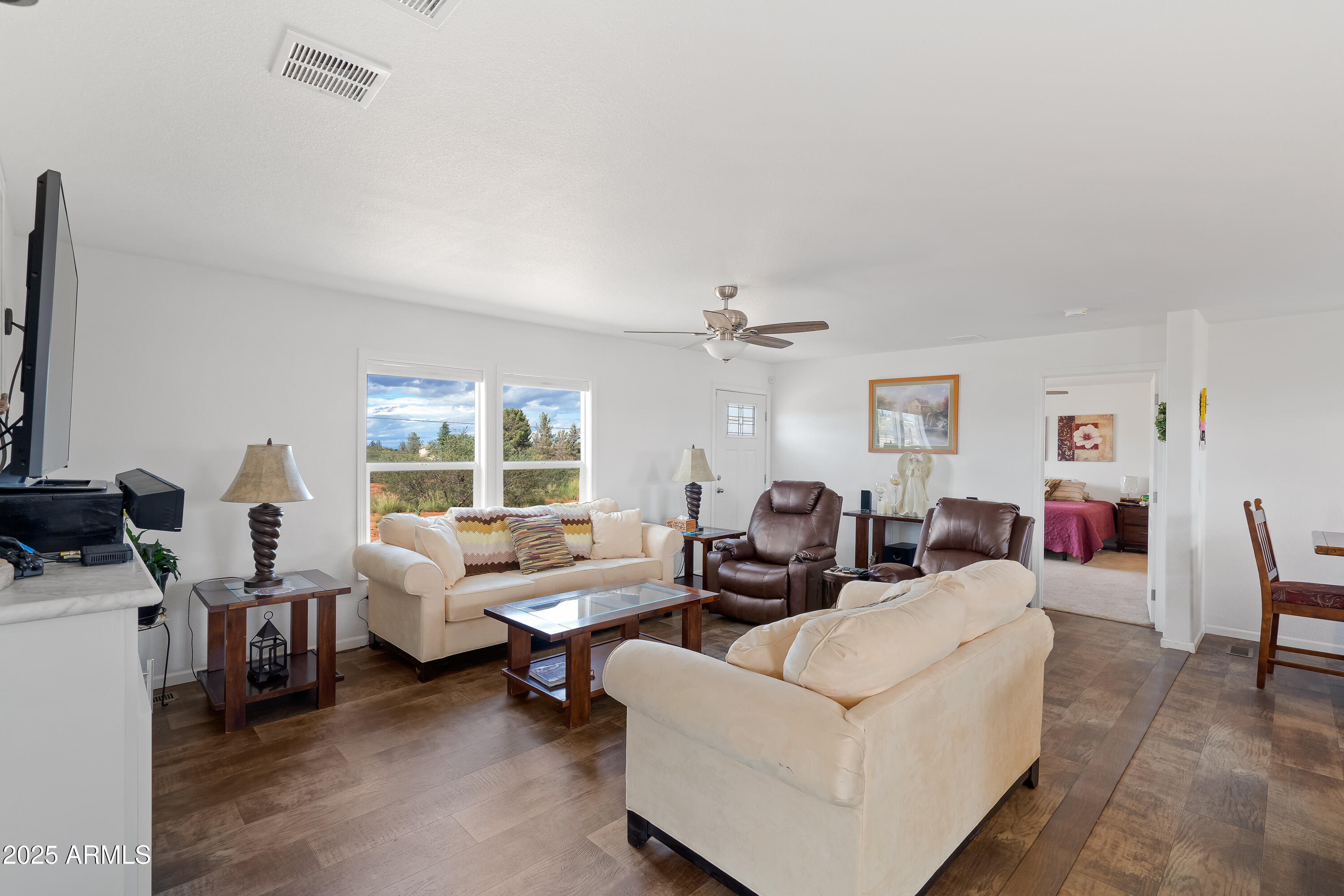 5627 South Ranch Road Hereford, AZ 85615 - Photo 9 of 44 2 Interiors-3