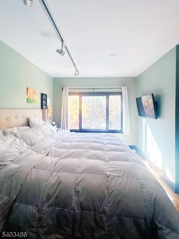 $7,200 | 296 Glen Avenue, Short Hills, NJ 07078