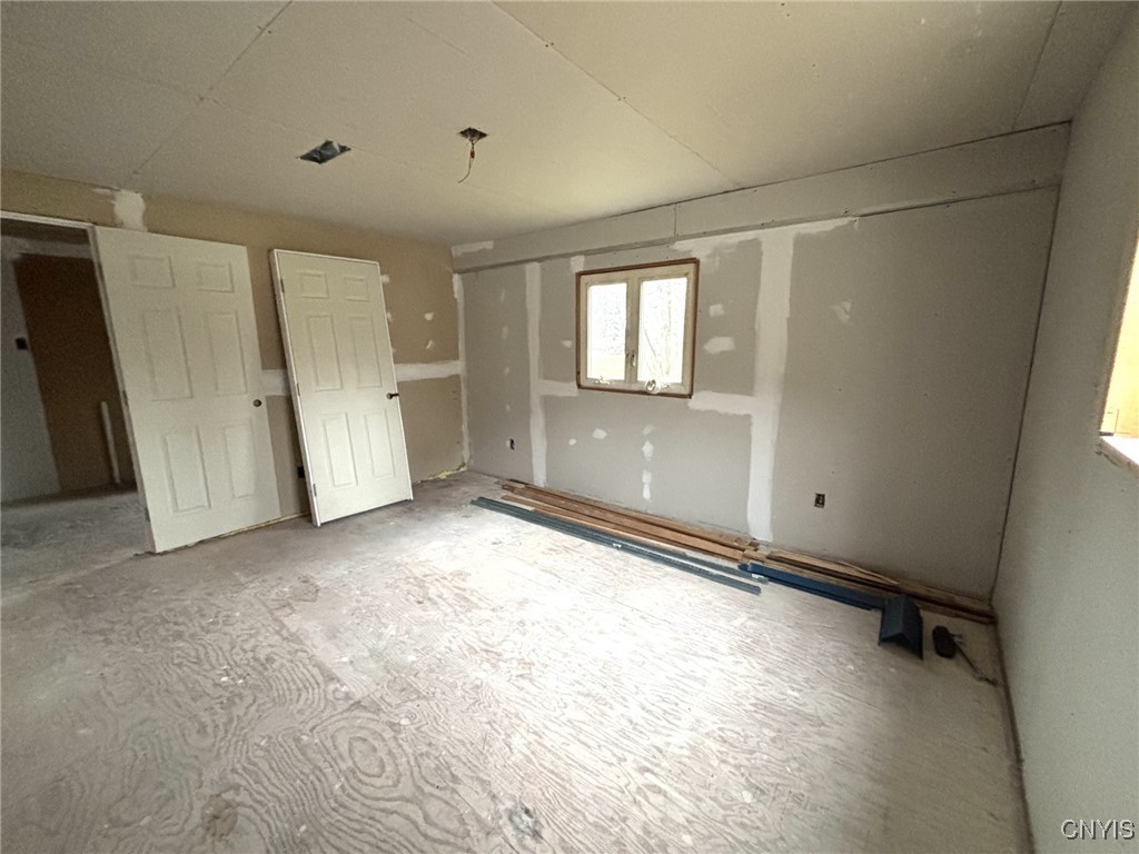 7458 Surbrook Road Lysander, NY 13027 - Photo 35 of 49