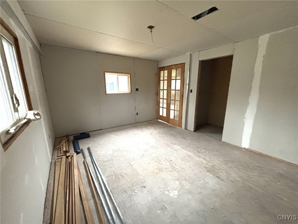 7458 Surbrook Road Lysander, NY 13027 - Photo 38 of 49