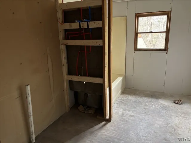 $155,000 | 7458 Surbrook Road, Lysander, NY 13027