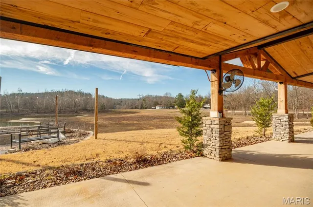 $719,000 | 614 Water Tower Road, Van Buren, MO 63965