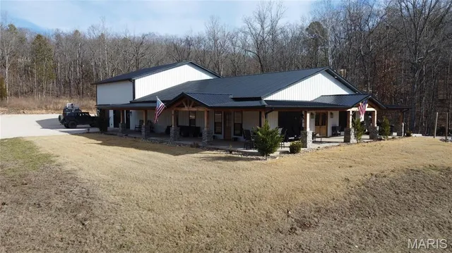 $719,000 | 614 Water Tower Road, Van Buren, MO 63965