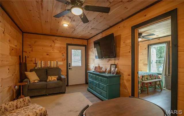 $719,000 | 614 Water Tower Road, Van Buren, MO 63965