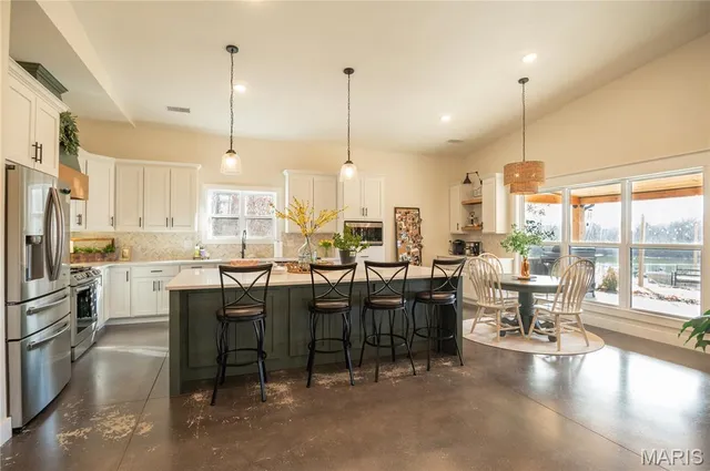 $719,000 | 614 Water Tower Road, Van Buren, MO 63965