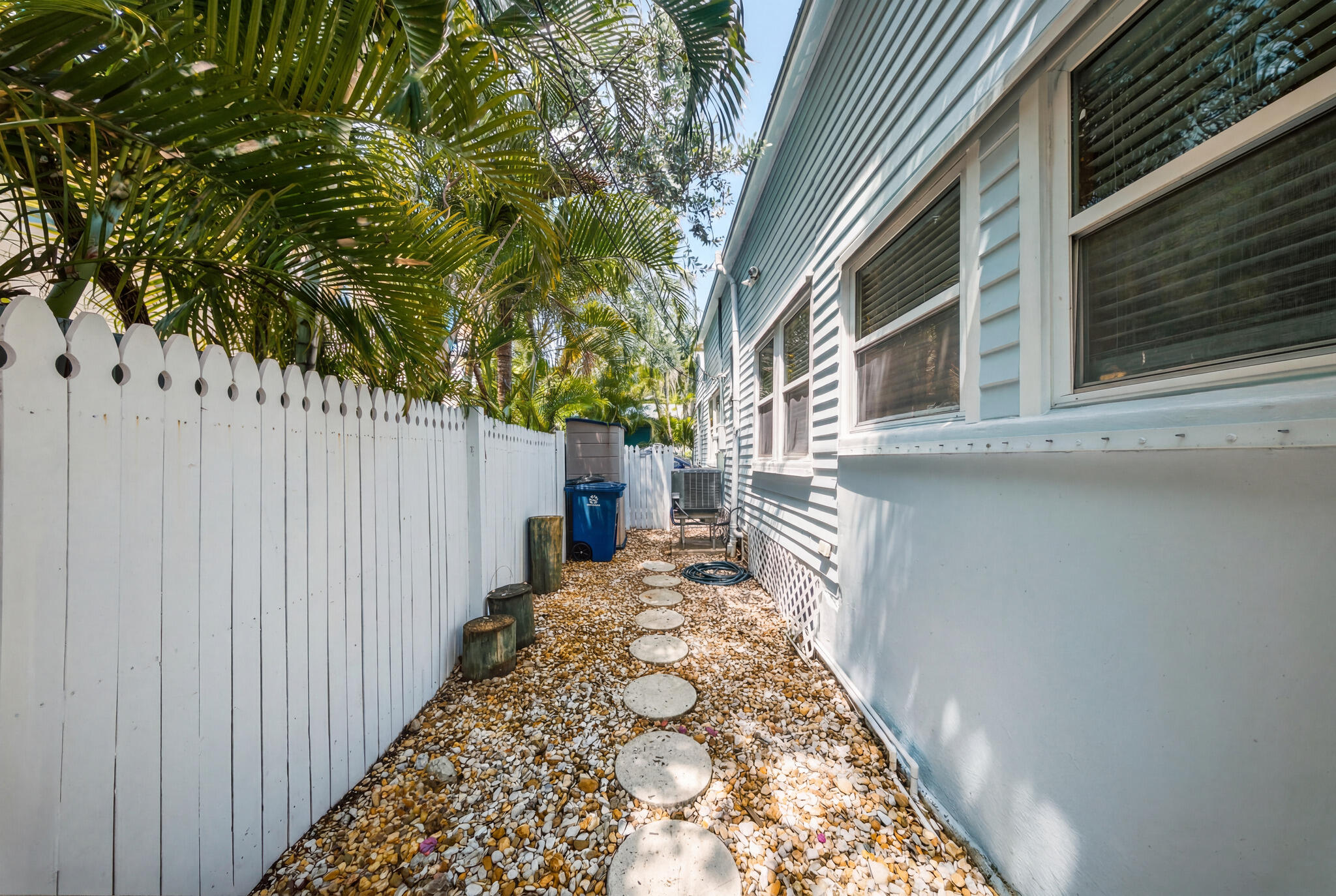 1222 Florida Street Key West, FL 33040 - Photo 26 of 38 21_KELS_-_1222_FLORIDA_ST_001 (6)