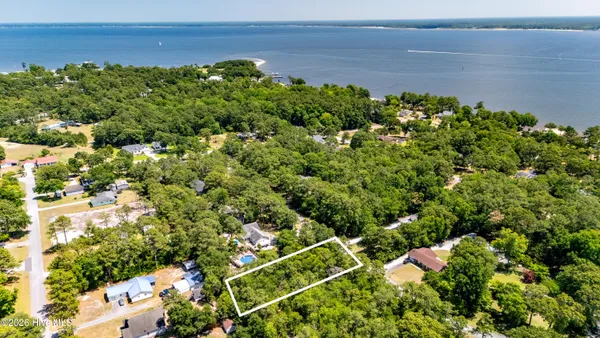 $30,000 | 114 Lakeshore Drive, Minnesott Beach, NC 28510