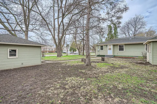 $2,699 | 6300 X Quebec Avenue North, Brooklyn Park, MN 55428