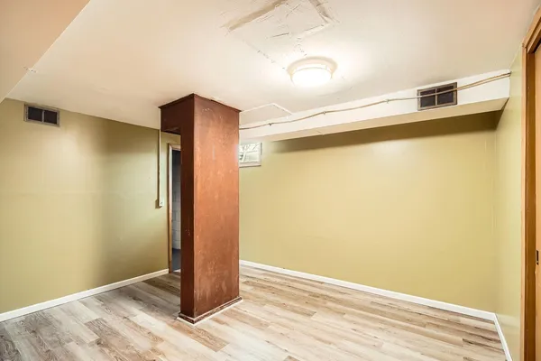 $2,550 | 6300 Quebec Avenue North, Brooklyn Park, MN 55428