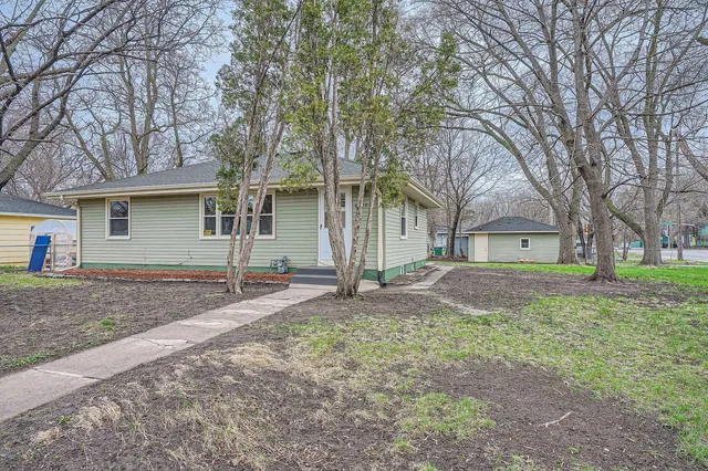 $2,699 | 6300 X Quebec Avenue North, Brooklyn Park, MN 55428