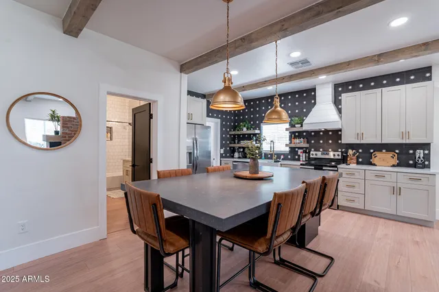 $619,000 | 291 North Washington Street, Chandler, AZ 85225