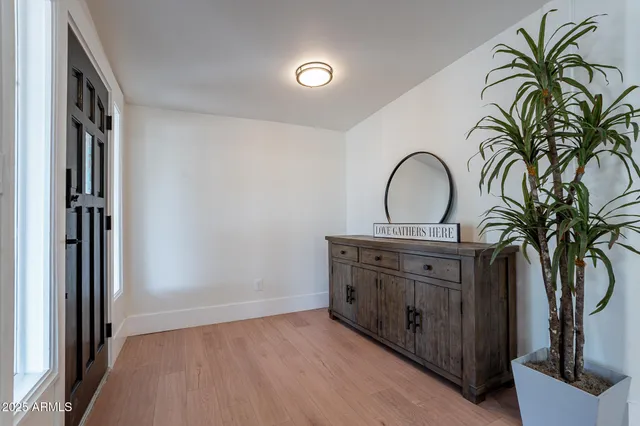 $619,000 | 291 North Washington Street, Chandler, AZ 85225