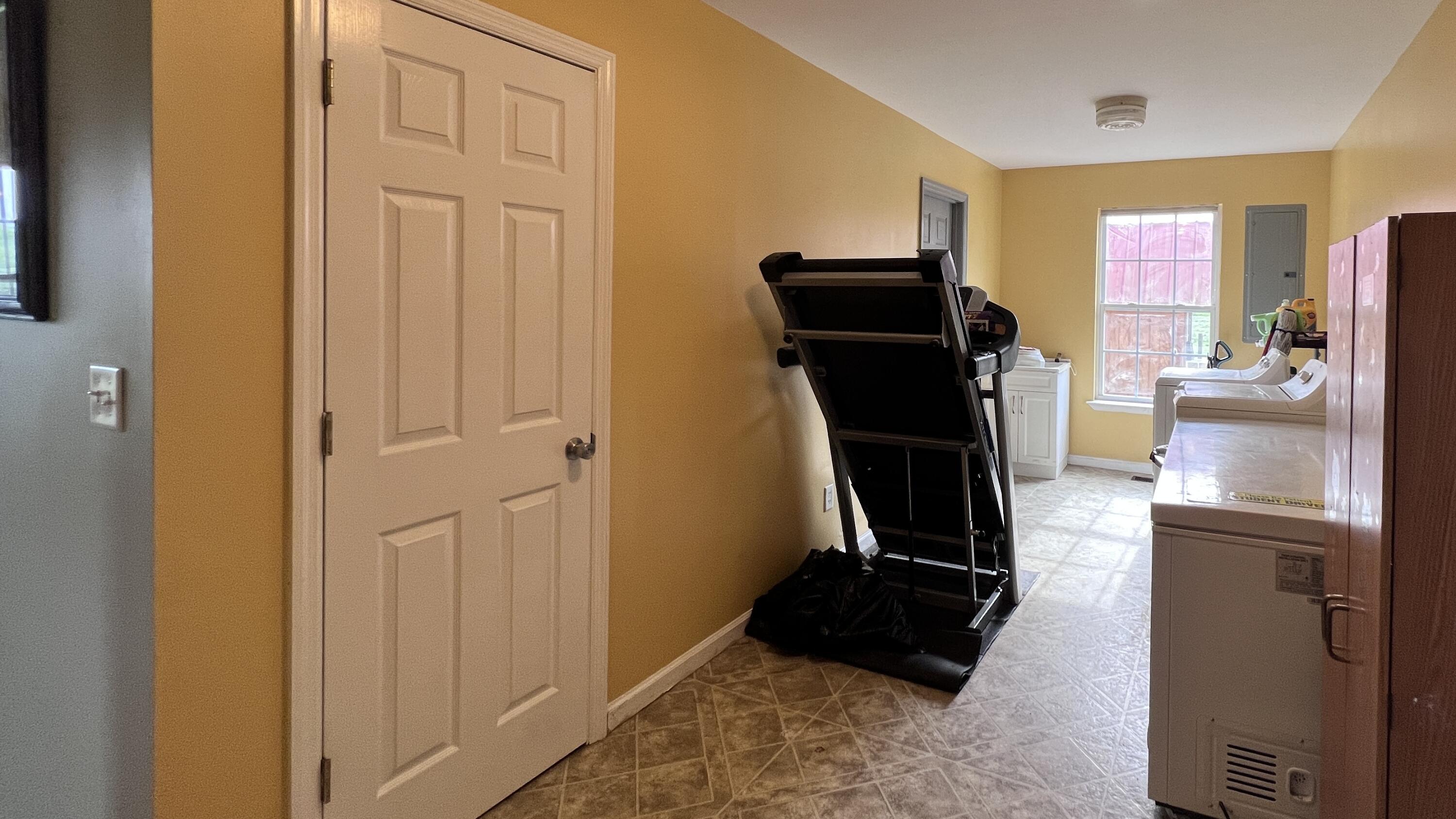 801 Twin Cedars Road Rock Spring, GA 30739 - Photo 29 of 40 Laundry