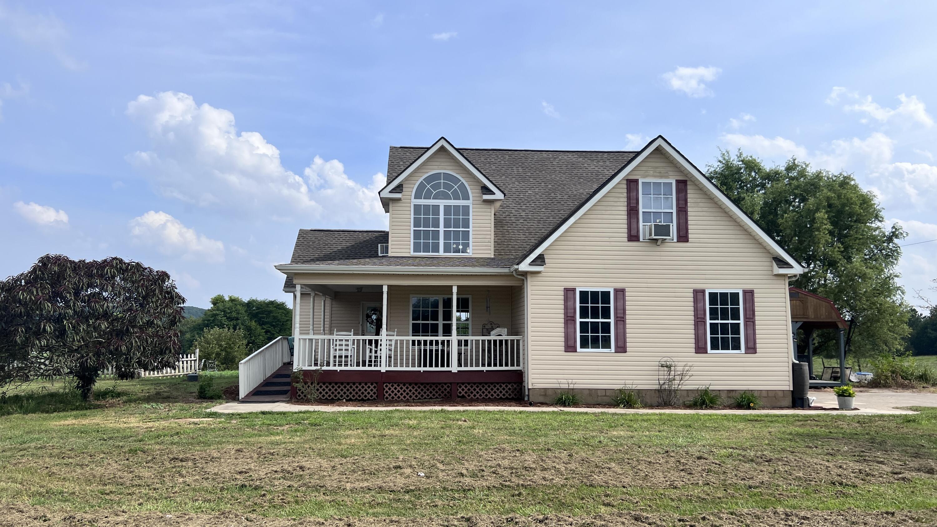 801 Twin Cedars Road Rock Spring, GA 30739 - Photo 3 of 40 1.2