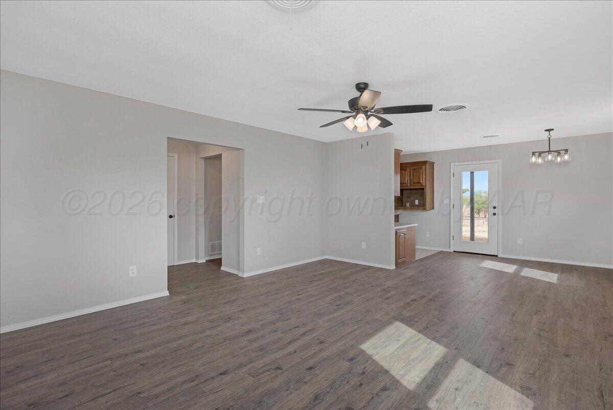 122 Racine Trail Amarillo, TX 79108 - Photo 2 of 17 02-Living Room