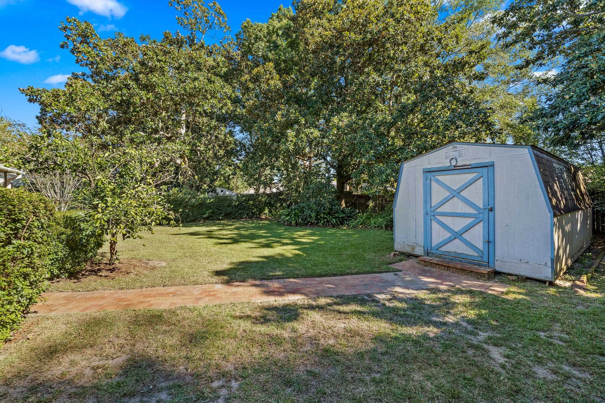756 Michigan Avenue Fairhope, AL 36532 - Photo 22 of 26 Backyard shed