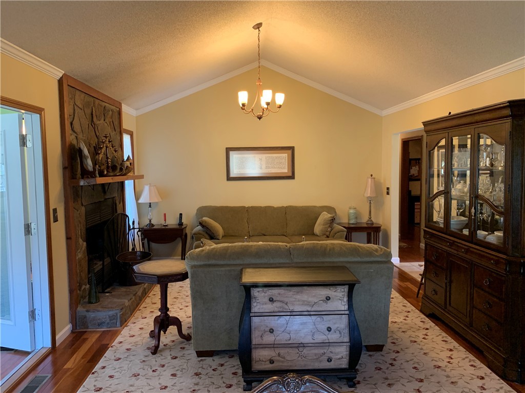 135 Cedar Hollow Road Seneca, SC 29678 - Photo 6 of 28 Gallery Image 6