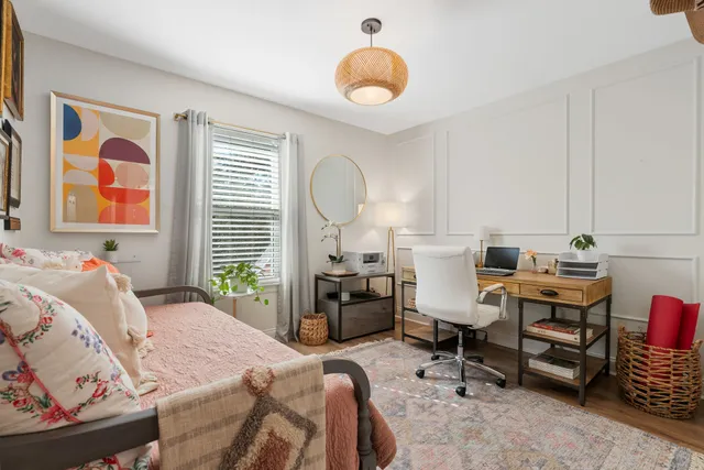 $3,000 | 115 East Pathfinders Circle, The Woodlands, TX 77381