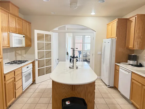 $630,000 | 390 Munter Street, Manteca, CA 95337