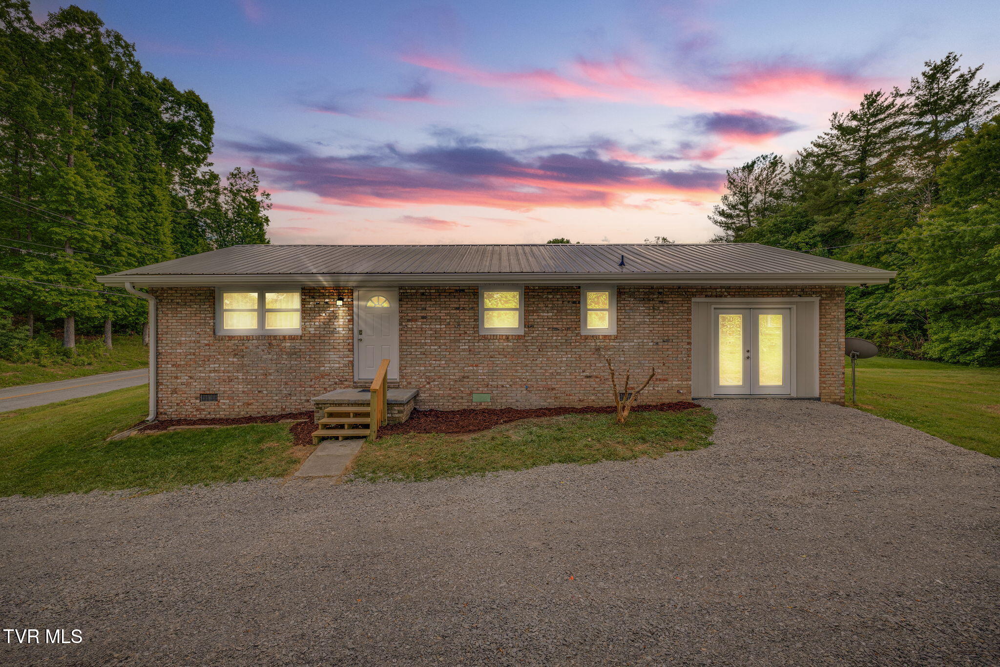 1321 Haga Road Kingsport, TN 37660 - Photo 27 of 31 026a