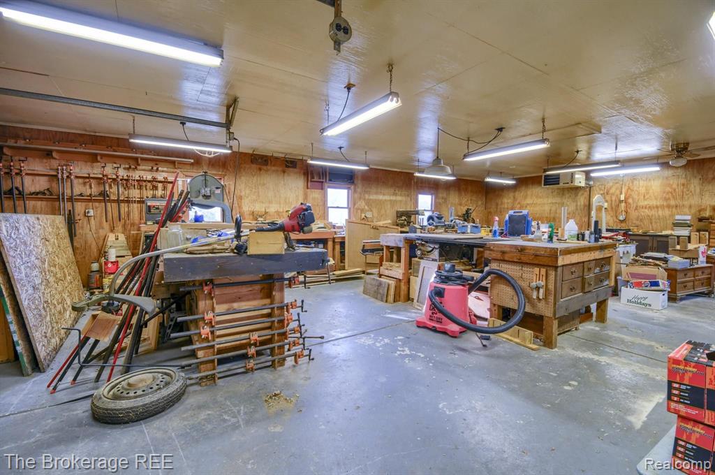 14267 Neff Road Clio, MI 48420 - Photo 22 of 26