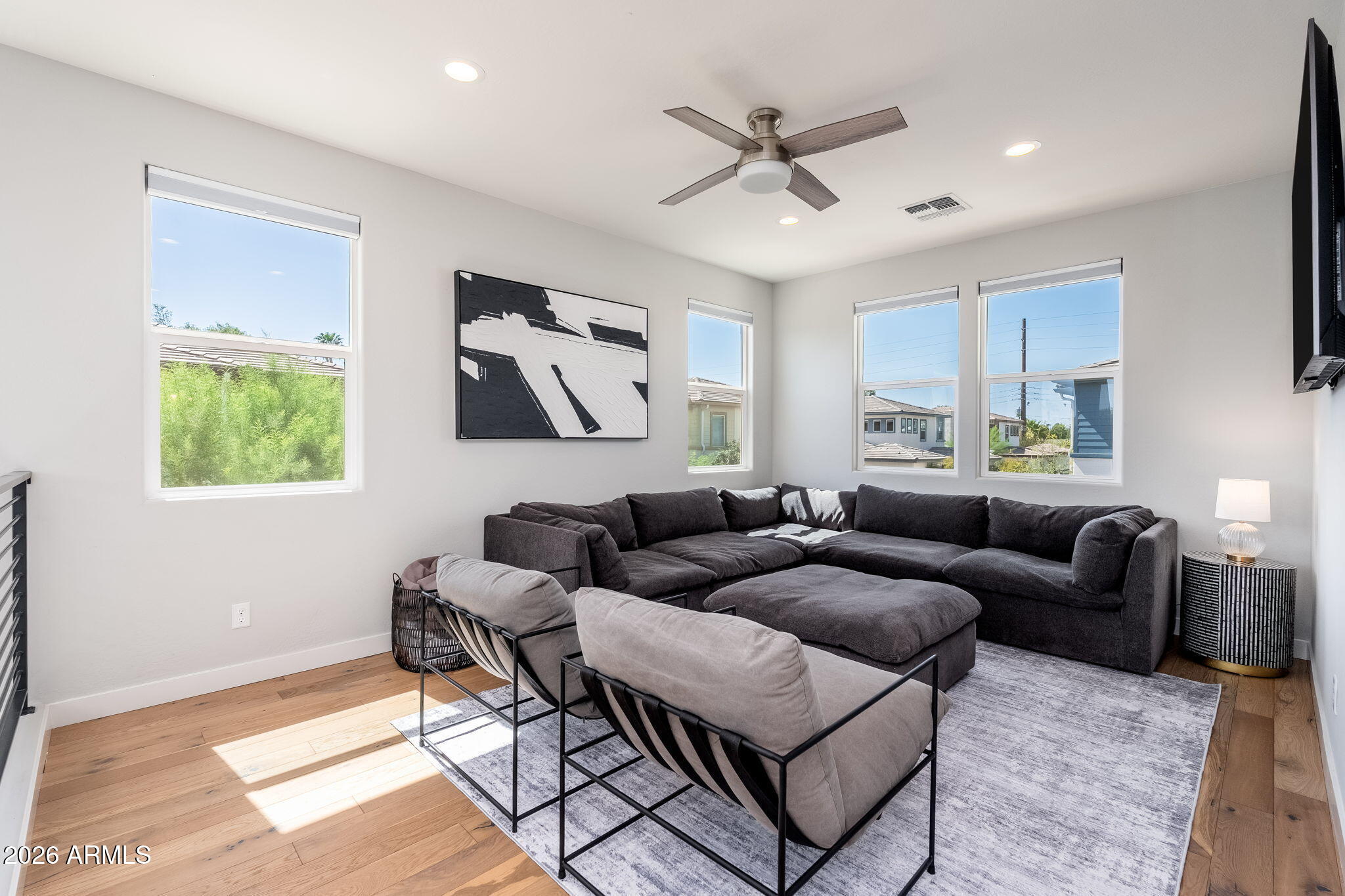 1555 East Ocotillo Road, Unit 9 Phoenix, AZ 85014 - Photo 20 of 41 Upstairs Loft/ Den